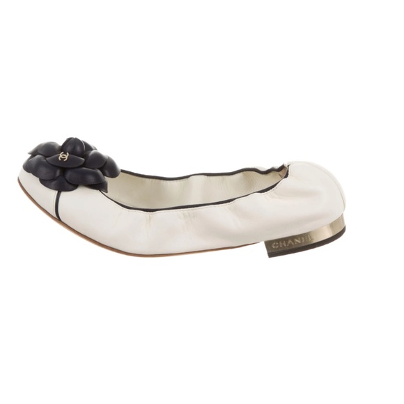 CHANEL cap-toe ballet flats - Picture 3 of 6
